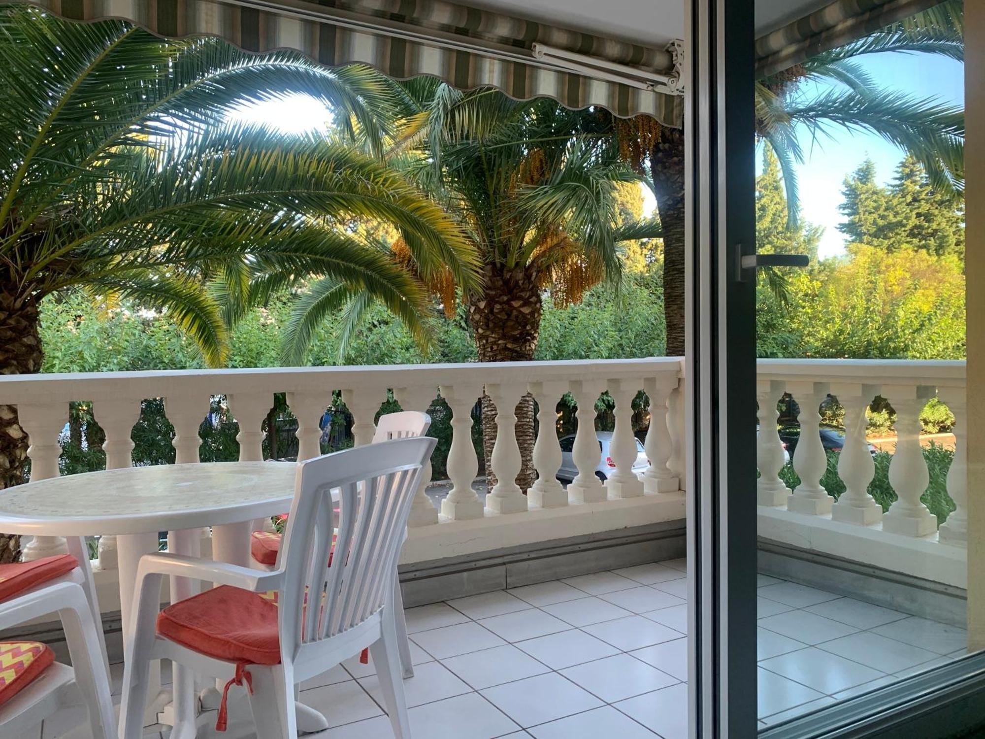 Le Tropical Leilighet Fréjus Eksteriør bilde